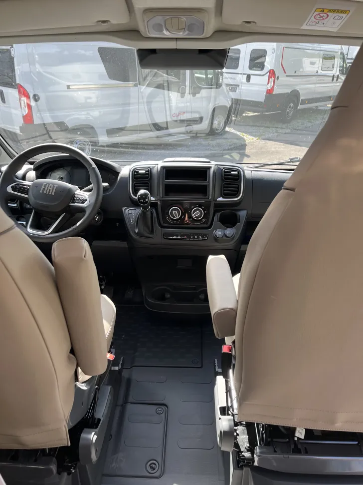 Fahrzeugbild Dethleffs Globetrail 640 EK Automatik+140PS* #6