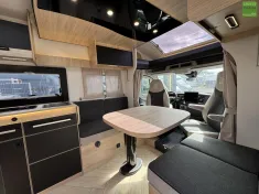 Bild 8 Challenger Teilintegriert Graphite Edition 317 Drive 2026