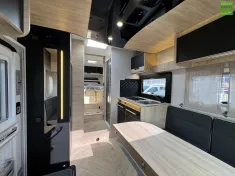 Bild 11 Challenger Teilintegriert Graphite Edition 317 Drive 2026