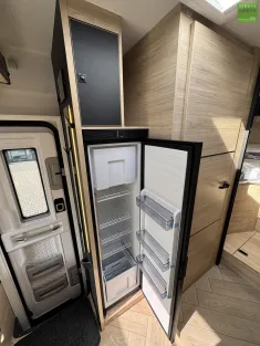 Bild 14 Challenger Teilintegriert Graphite Edition 317 Drive 2026