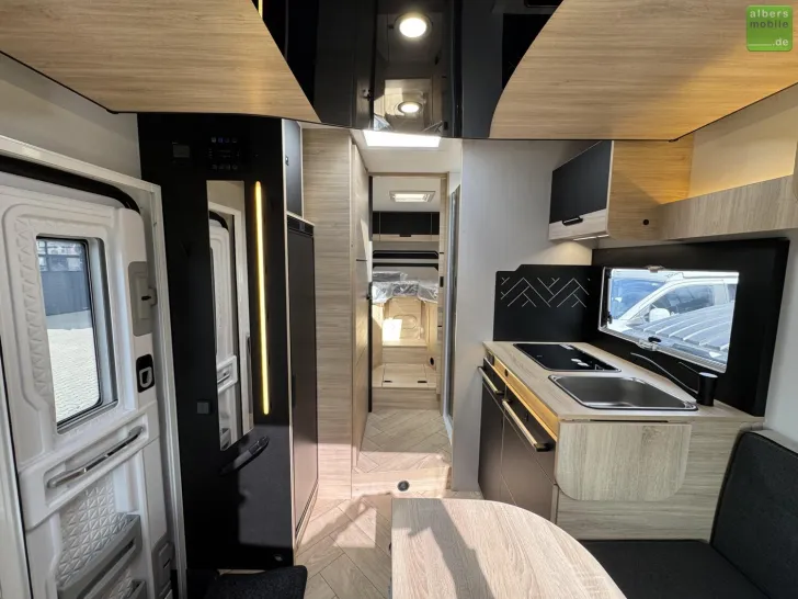 Fahrzeugbild Challenger Teilintegriert Graphite Edition 317 Drive 2026 #15