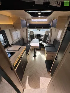 Bild 22 Challenger Teilintegriert Graphite Edition 317 Drive 2026