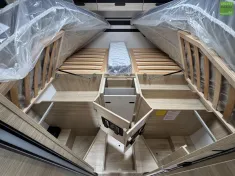 Bild 26 Challenger Teilintegriert Graphite Edition 317 Drive 2026