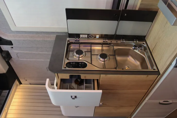 Fahrzeugbild Clever SELECT LINE Celebration 600 Pilotensitzbank #11