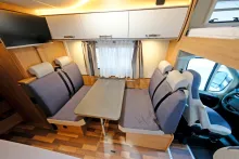 Fahrzeugbild Weinsberg CaraHome 700 DG/1.Hand/Festbett/Garage/Klima #8