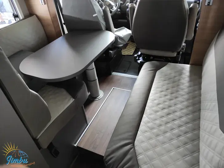 Fahrzeugbild Knaus L!VE WAVE 650 MF Platinum Selection Hubbett/Schalter -4013 #9