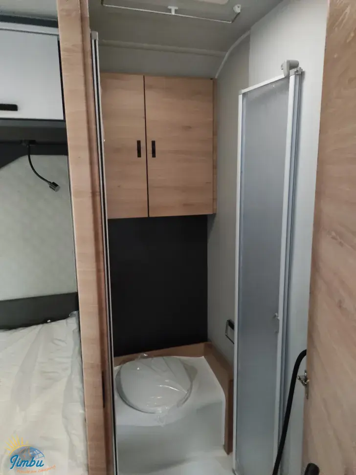 Fahrzeugbild Knaus L!VE WAVE 650 MF Platinum Selection Hubbett/Schalter -4013 #17