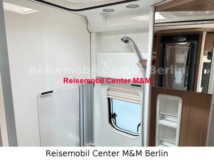 Fahrzeugbild Malibu Van comfort GT skyview 640 LE Automatik #12