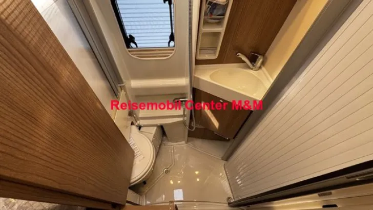 Fahrzeugbild Malibu Van first class-two rooms coupé 5 J Garantie* #11
