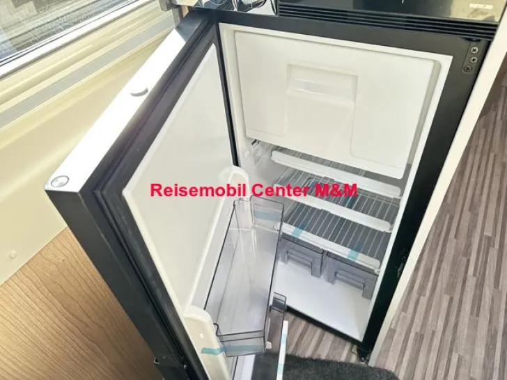 Fahrzeugbild Malibu Van first class-two rooms GT skyview 640 LE RB #7