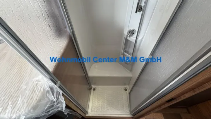 Fahrzeugbild Weinsberg CaraCore 700 MEG MJ25 180 PS Aguti #10