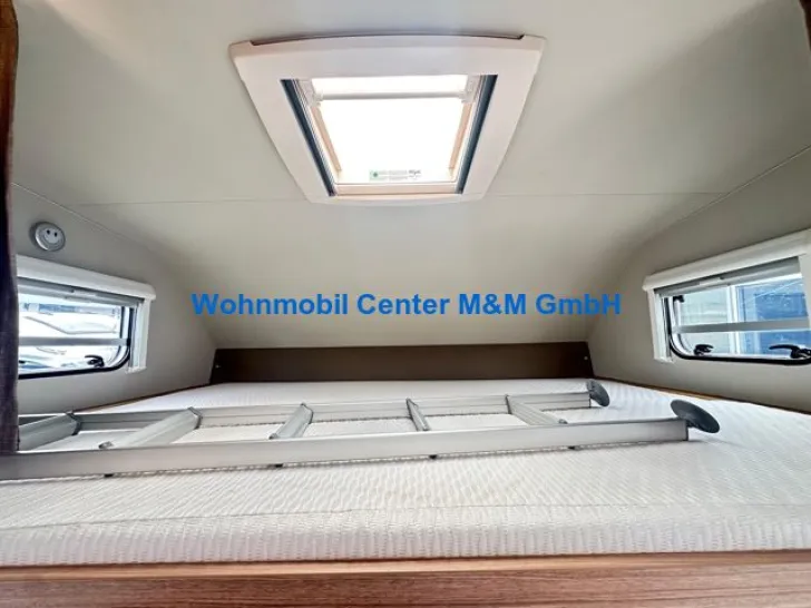 Fahrzeugbild Weinsberg CaraHome 550 MG Modell 2024 Markise Styling #12