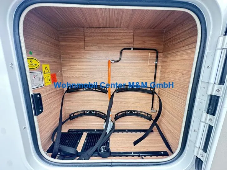 Fahrzeugbild Weinsberg CaraHome 550 MG Modell 2024 Markise Styling #14