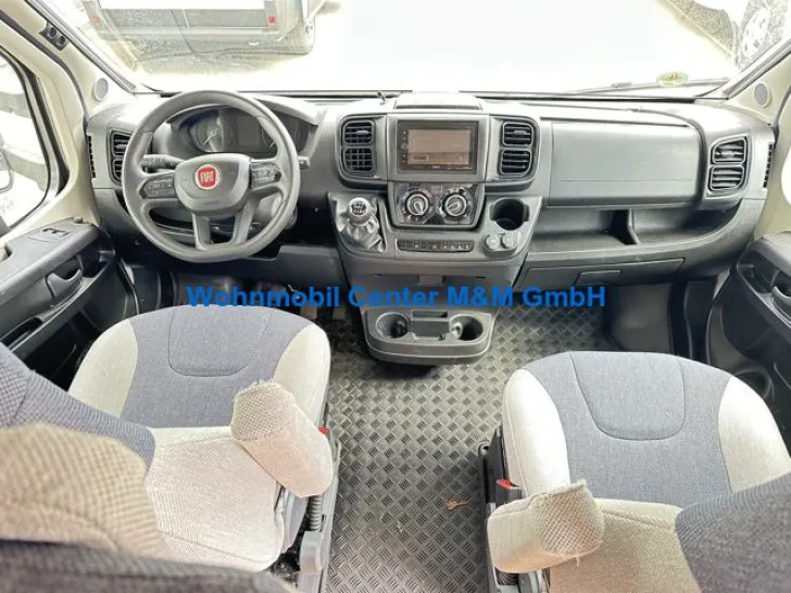 Fahrzeugbild Weinsberg CaraHome 650 DG TV Sat Markise Standklima #4