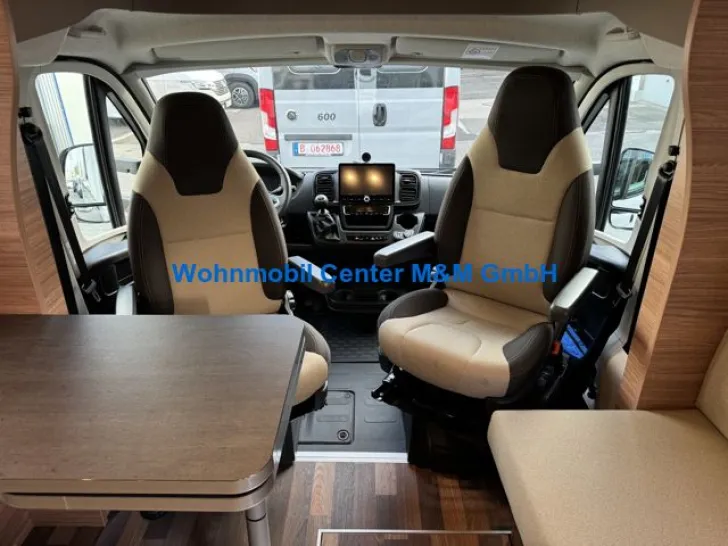 Fahrzeugbild Weinsberg CaraSuite 650 MF Modell 2024 5 Sitzplätze #5