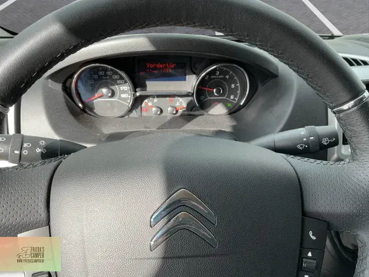 Fahrzeugbild Bürstner Campeo Black Forest C 600 #15