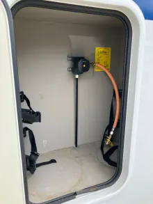 Fahrzeugbild Ahorn Camp T 590 Plus *elektrisches Hubbett* #41