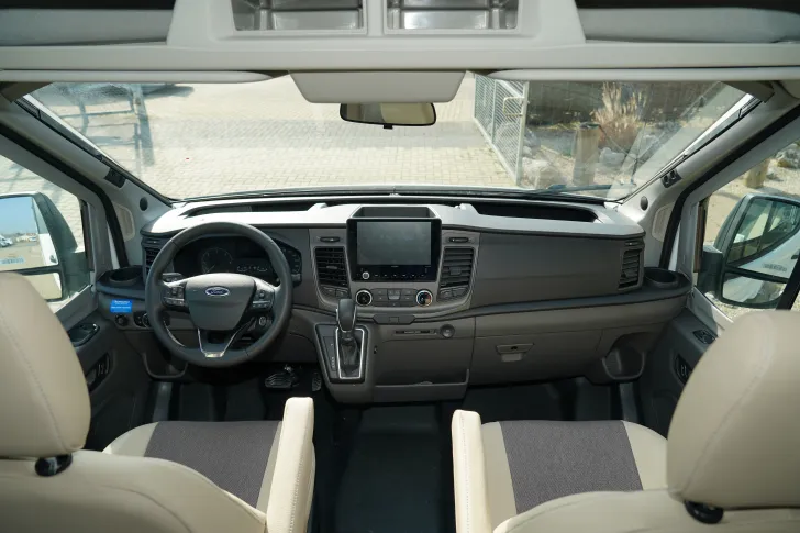 Fahrzeugbild Bürstner Lineo T 690 G (24) Navi, SAT, TV, 155 PS #6