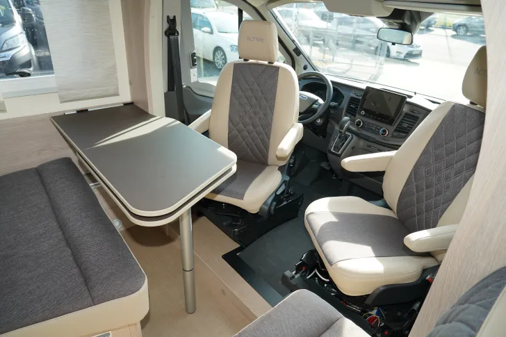 Fahrzeugbild Bürstner Lineo T 690 G (24) Navi, SAT, TV, 155 PS #8