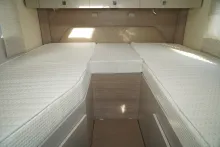 Fahrzeugbild Bürstner Lineo T 690 G #14
