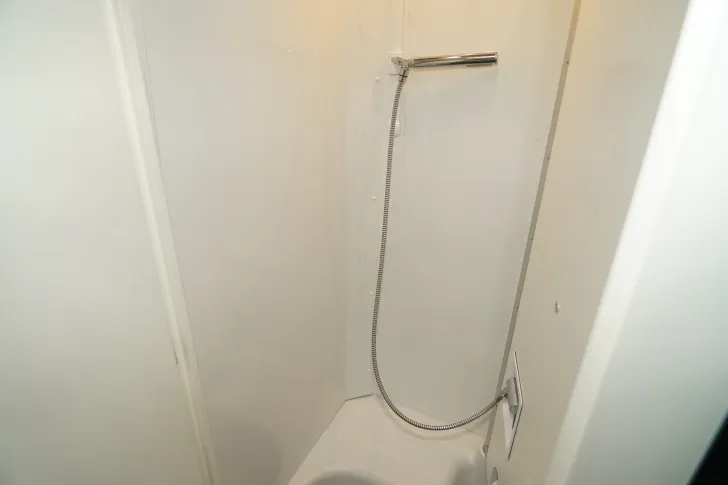 Fahrzeugbild Bürstner Lineo T 690 G (24) Navi, SAT, TV, 155 PS #19