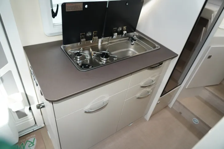 Fahrzeugbild Bürstner Lineo T 690 G (24) Navi, SAT, TV, 155 PS #10