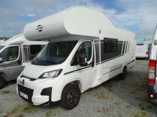 Fahrzeugbild Carado ALKOVEN A464 PRO #4