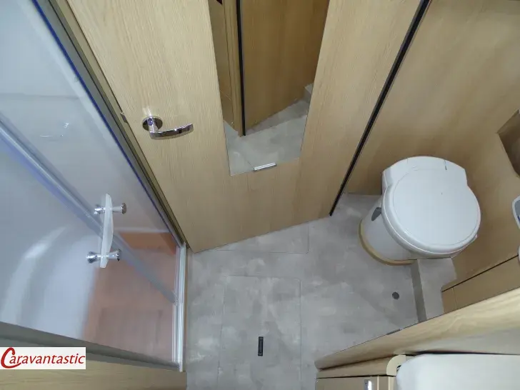 Fahrzeugbild Hymer B-KLASSE MC-T BL 680 #19