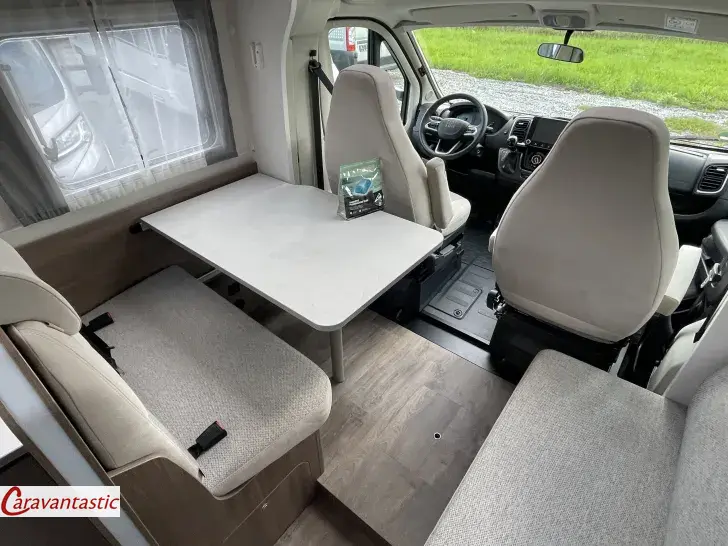 Fahrzeugbild Carado TEILINTEGRIERTE 448 #6