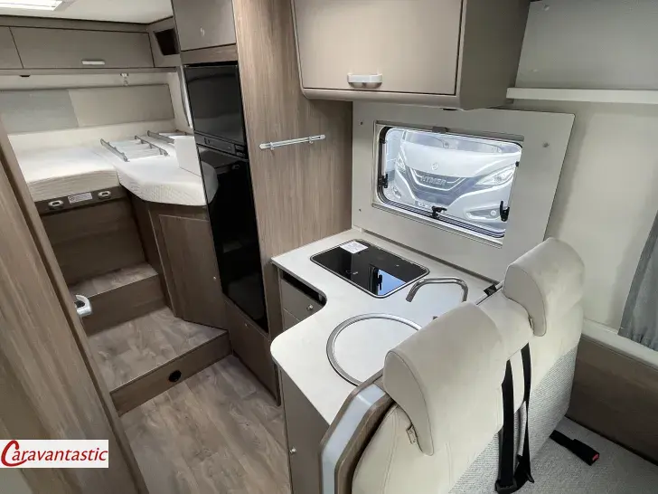 Fahrzeugbild Carado TEILINTEGRIERTE 448 #11