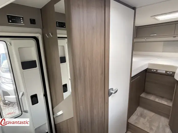 Fahrzeugbild Carado TEILINTEGRIERTE 448 #12