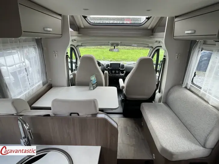 Fahrzeugbild Carado TEILINTEGRIERTE 448 #15