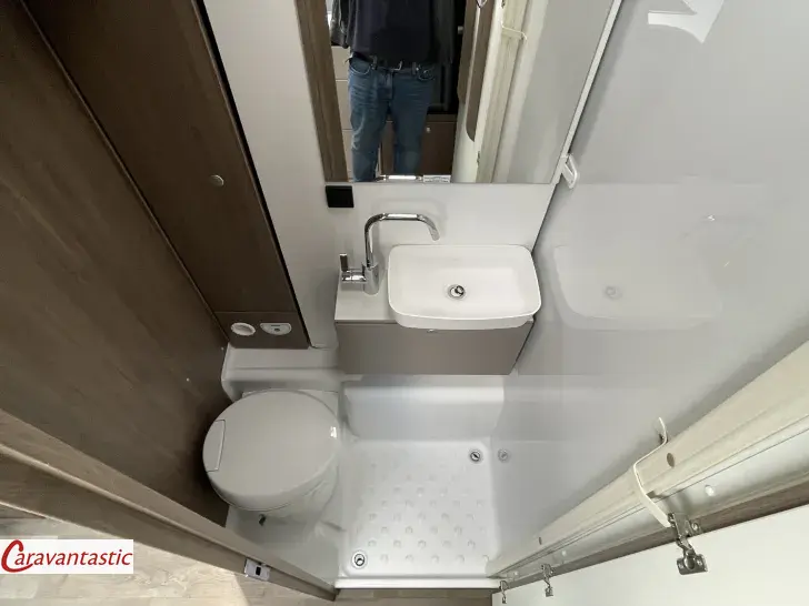 Fahrzeugbild Carado TEILINTEGRIERTE 448 #17