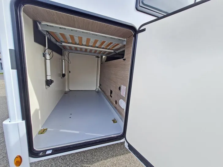 Fahrzeugbild Roller Team Zefiro 266 TL *ATM*32"*ACC*Winter Paket*LITHIUM #14