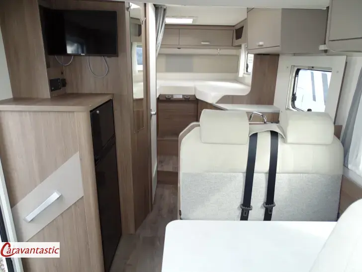 Fahrzeugbild Carado TEILINTEGRIERTE 338 #9