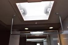 Fahrzeugbild Carado T 328 Hubbett, 5 Betten u. Sitze #25