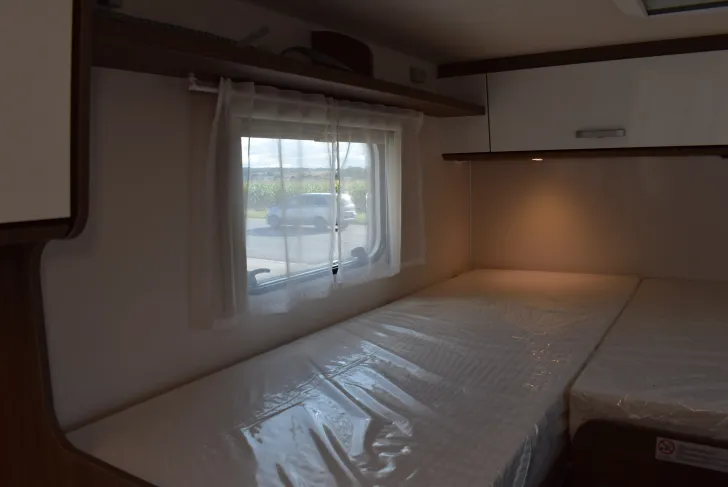 Fahrzeugbild Carado VAN 347 Clever-Lift-Bett, ab April #18