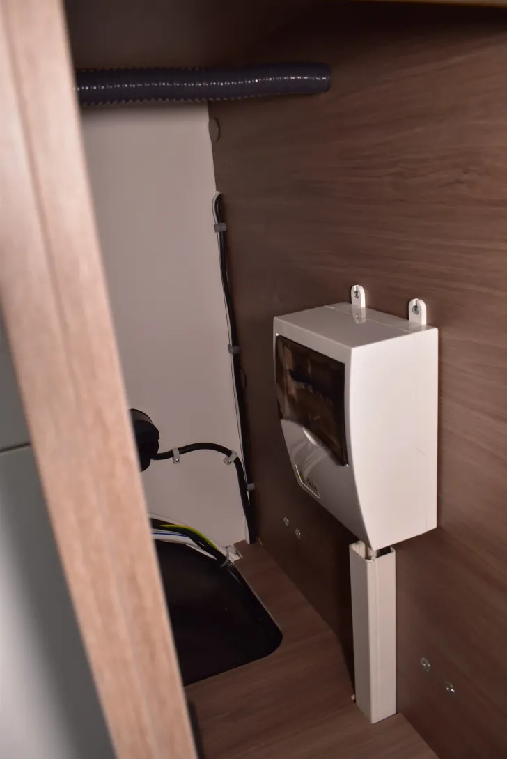 Fahrzeugbild Carado VAN 347 Clever-Lift-Bett, ab April #19