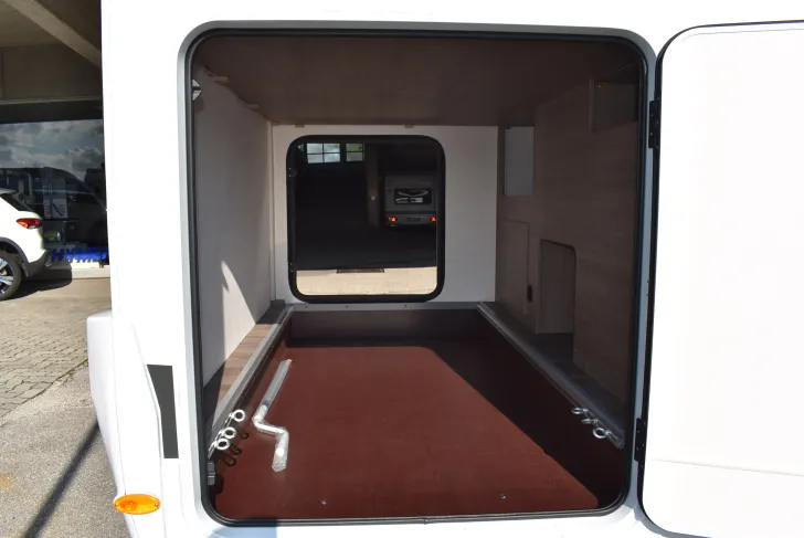 Fahrzeugbild Carado VAN 347 Clever-Lift-Bett, ab April #34