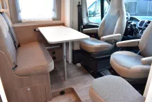 Fahrzeugbild Carado T 338 pro+ Hubbett, 4 Betten #4