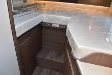 Fahrzeugbild Carado T 338 pro+ Hubbett, 4 Betten #15