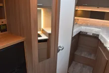 Fahrzeugbild Carado T 338 pro+ Hubbett, 4 Betten #17