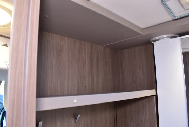 Fahrzeugbild Carado T 338 pro+ Hubbett, 4 Betten #21