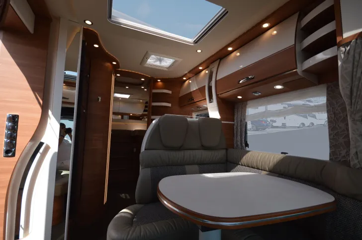 Fahrzeugbild Carthago chic c-line T 4.9 LE #6