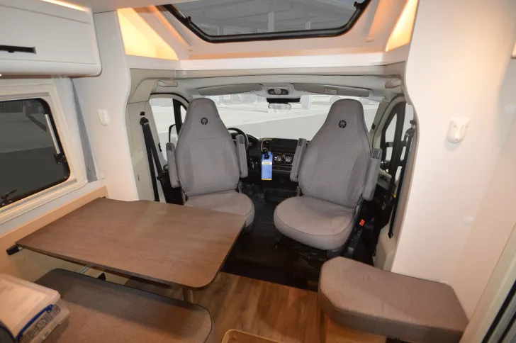 Fahrzeugbild Sunlight T 67S Adventure Edition Automatik * Hubbett #4