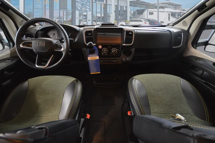 Fahrzeugbild Sunlight T 68 XX #5