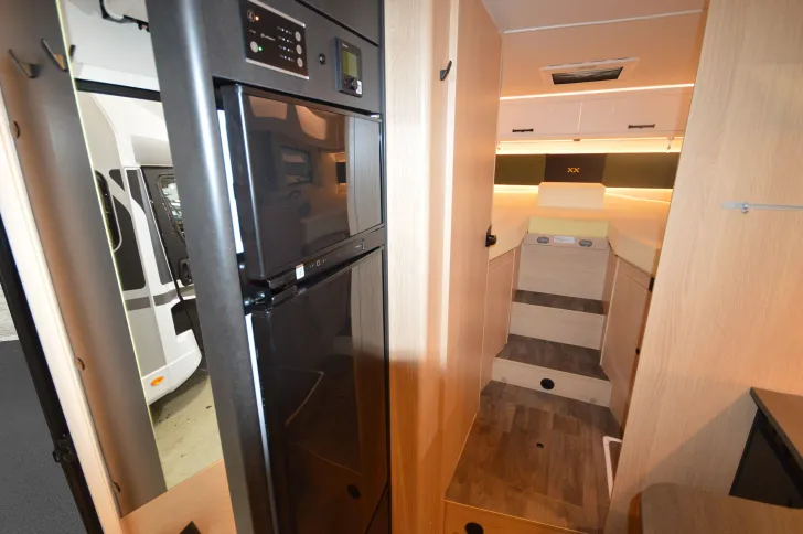 Fahrzeugbild Sunlight T 68 XX #8