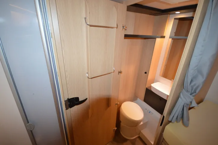 Fahrzeugbild Sunlight T 68 XX #9