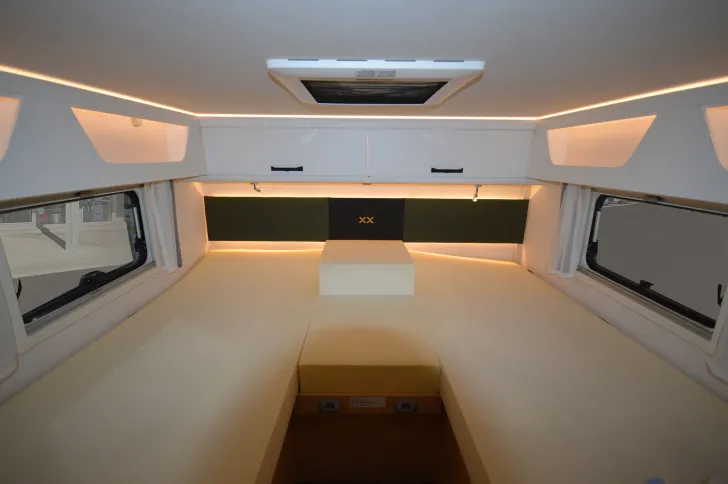 Fahrzeugbild Sunlight T 68 XX #11