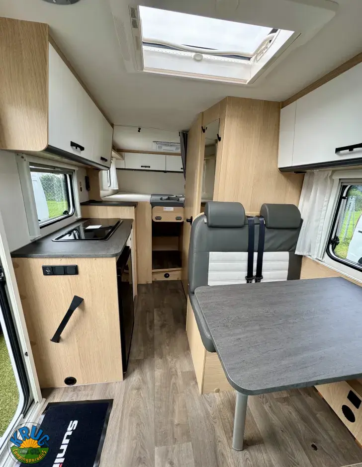 Fahrzeugbild Sunlight V 66 Automatic, Dachklimaanlage #11